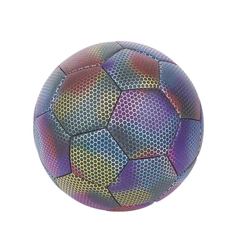 Holograafiline Soccer Ball - Kuma Pimedas, Peegeldav, Suurus 5 - Ideaalne Lapsed